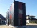 RED・BLACK・SILVER　外観