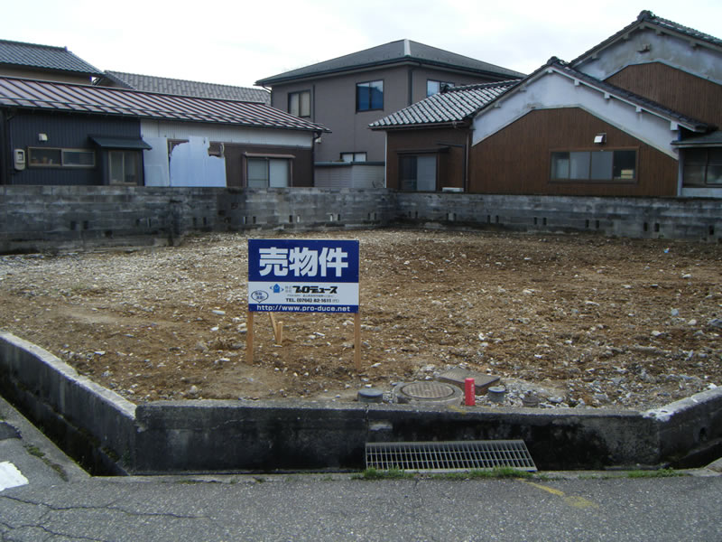 高岡市高美町